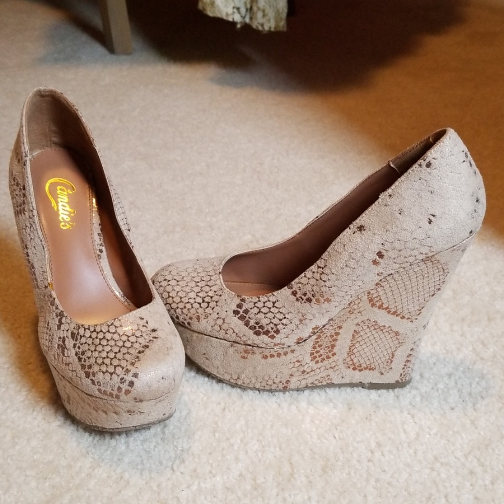 Suede wedge heels